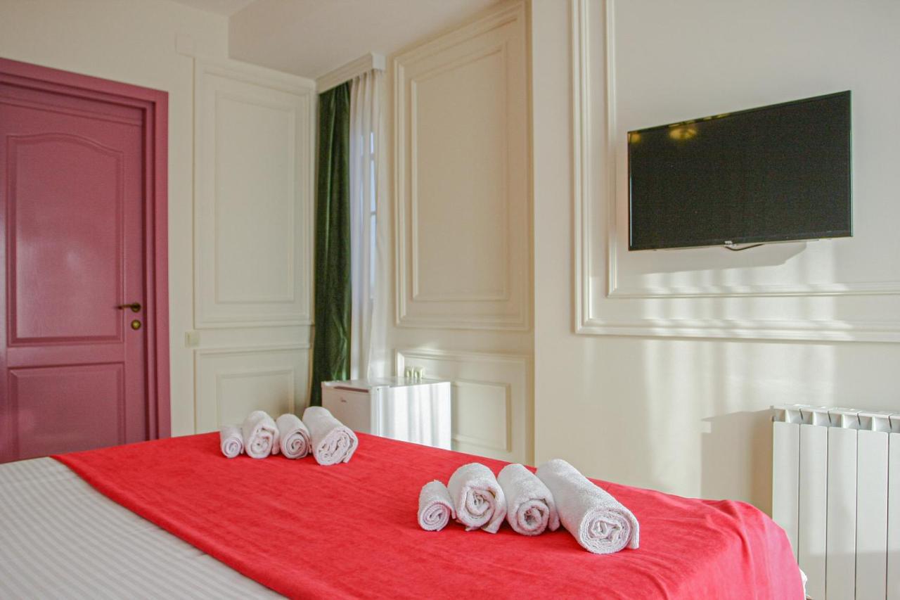 Boutique Apartment - Signature Kutaisi Bagian luar foto