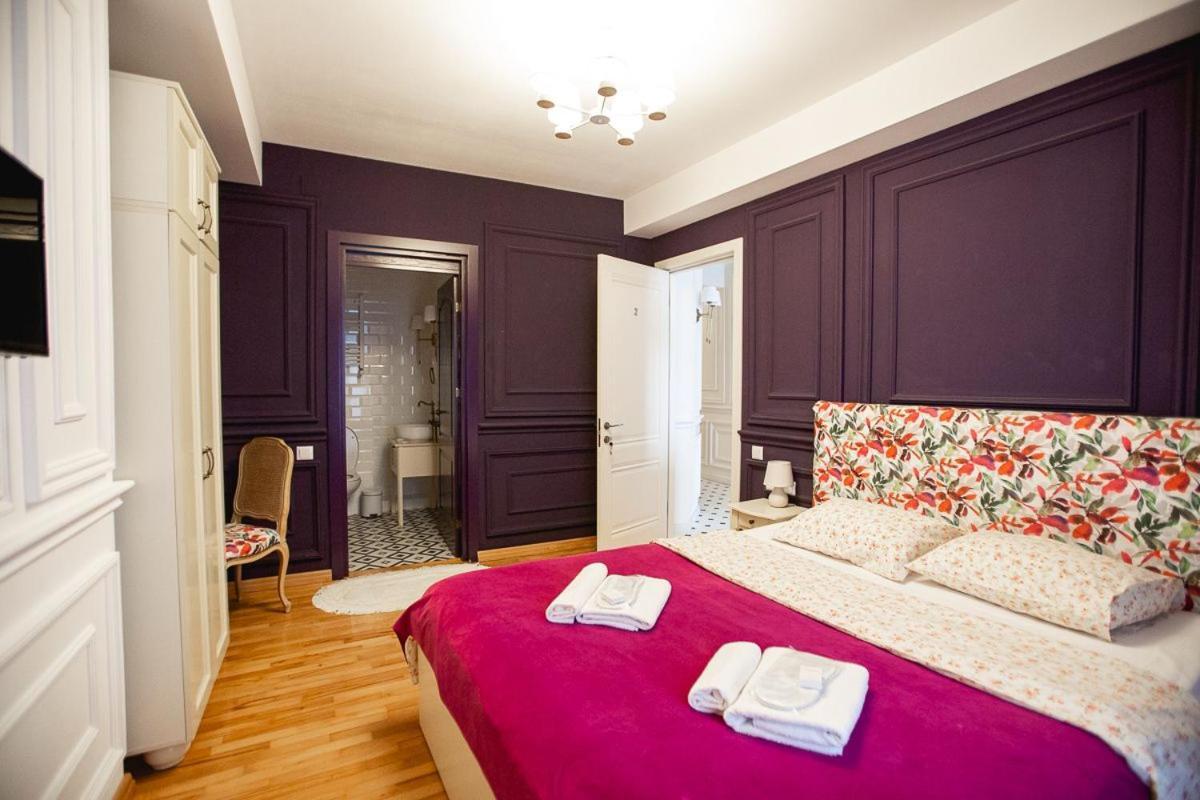 Boutique Apartment - Signature Kutaisi Bagian luar foto